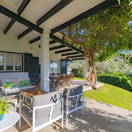 Beachfront In Binisafuller With 4 Bedrooms And Direct Sea Access