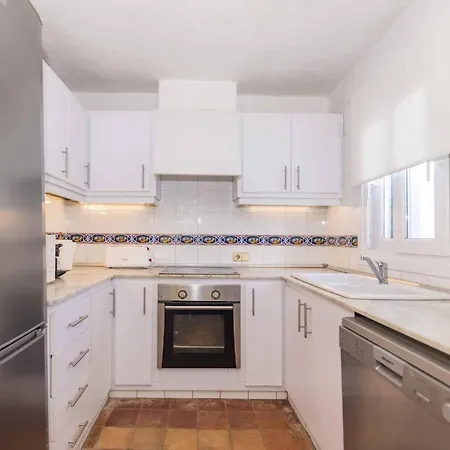 וילה Beachfront In Binisafuller With 4 Bedrooms And Direct Sea Access Binisafua