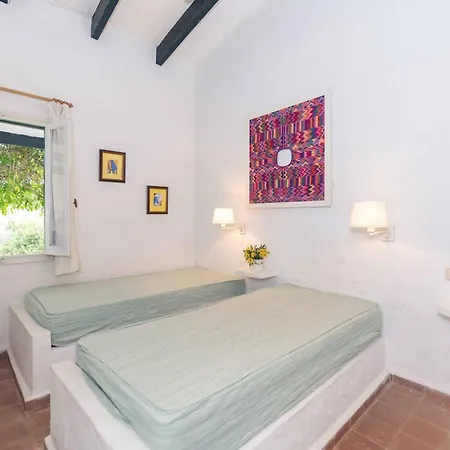 Beachfront In Binisafuller With 4 Bedrooms And Direct Sea Access Villa