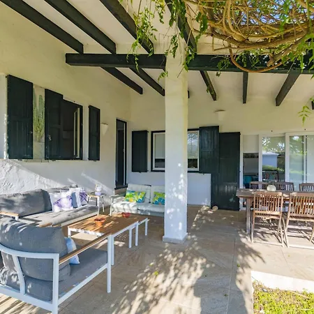 Villa Beachfront In Binisafuller With 4 Bedrooms And Direct Sea Access