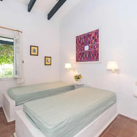 Es Cantell Villa *