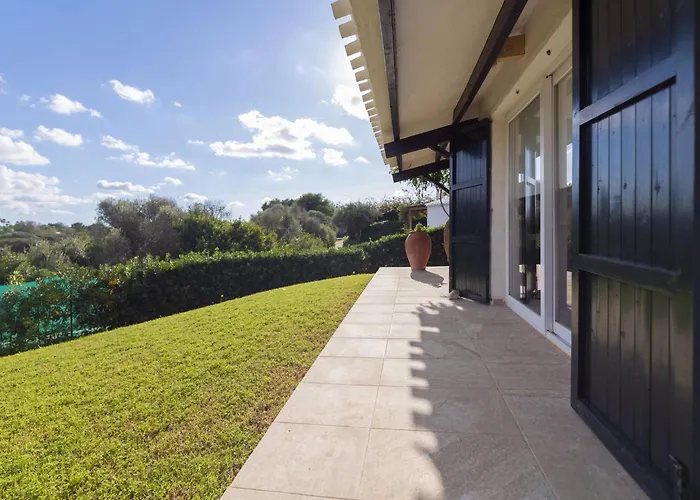 Beachfront In Binisafuller With 4 Bedrooms And Direct Sea Access *