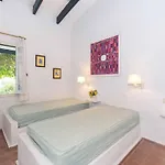 Beachfront In Binisafuller With 4 Bedrooms And Direct Sea Access Villa